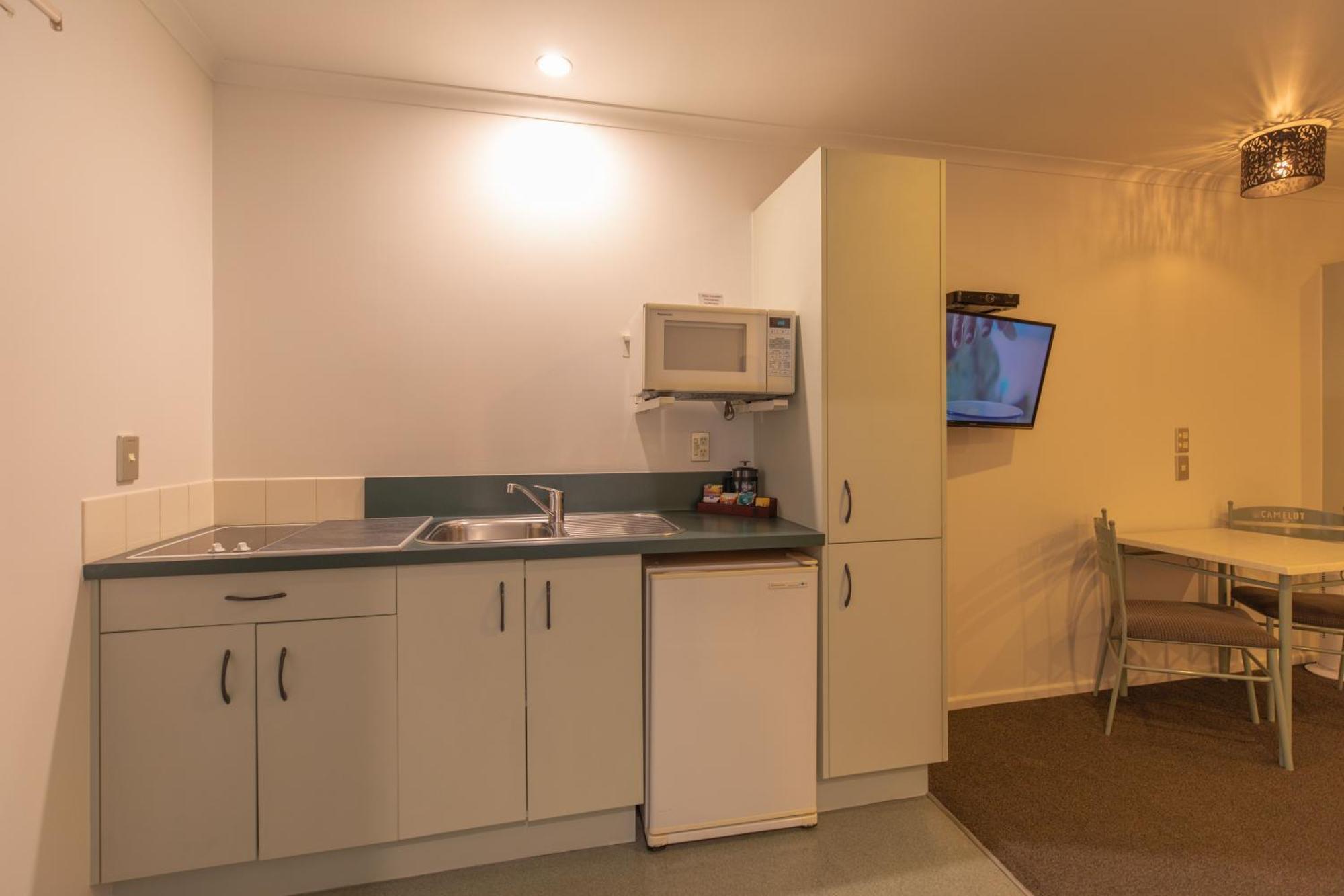 Camelot Motor Lodge And Conference Centre Palmerston North Extérieur photo